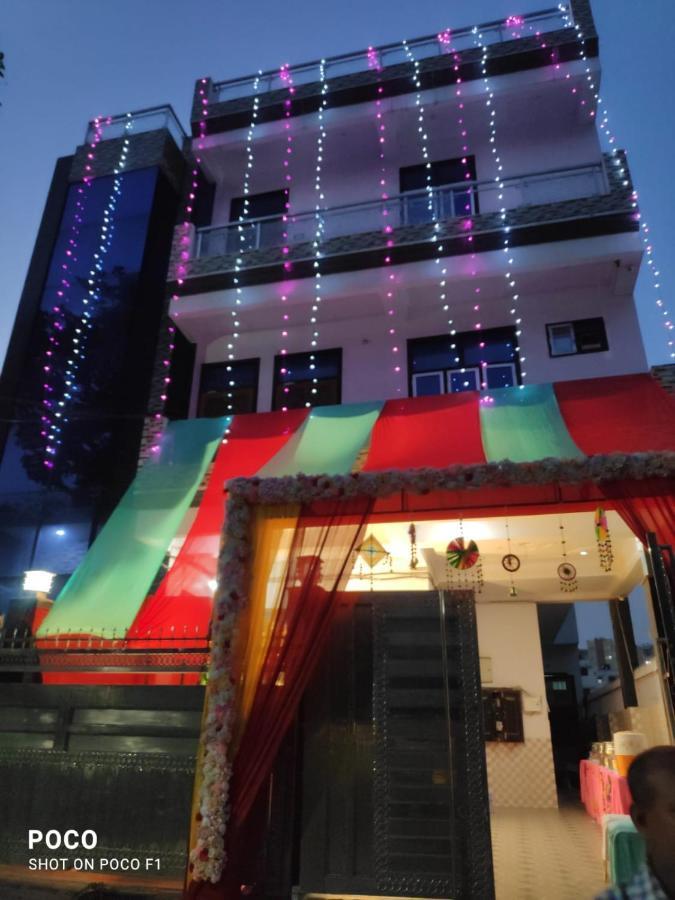 Surabhi Garden Inn Lucknow Esterno foto