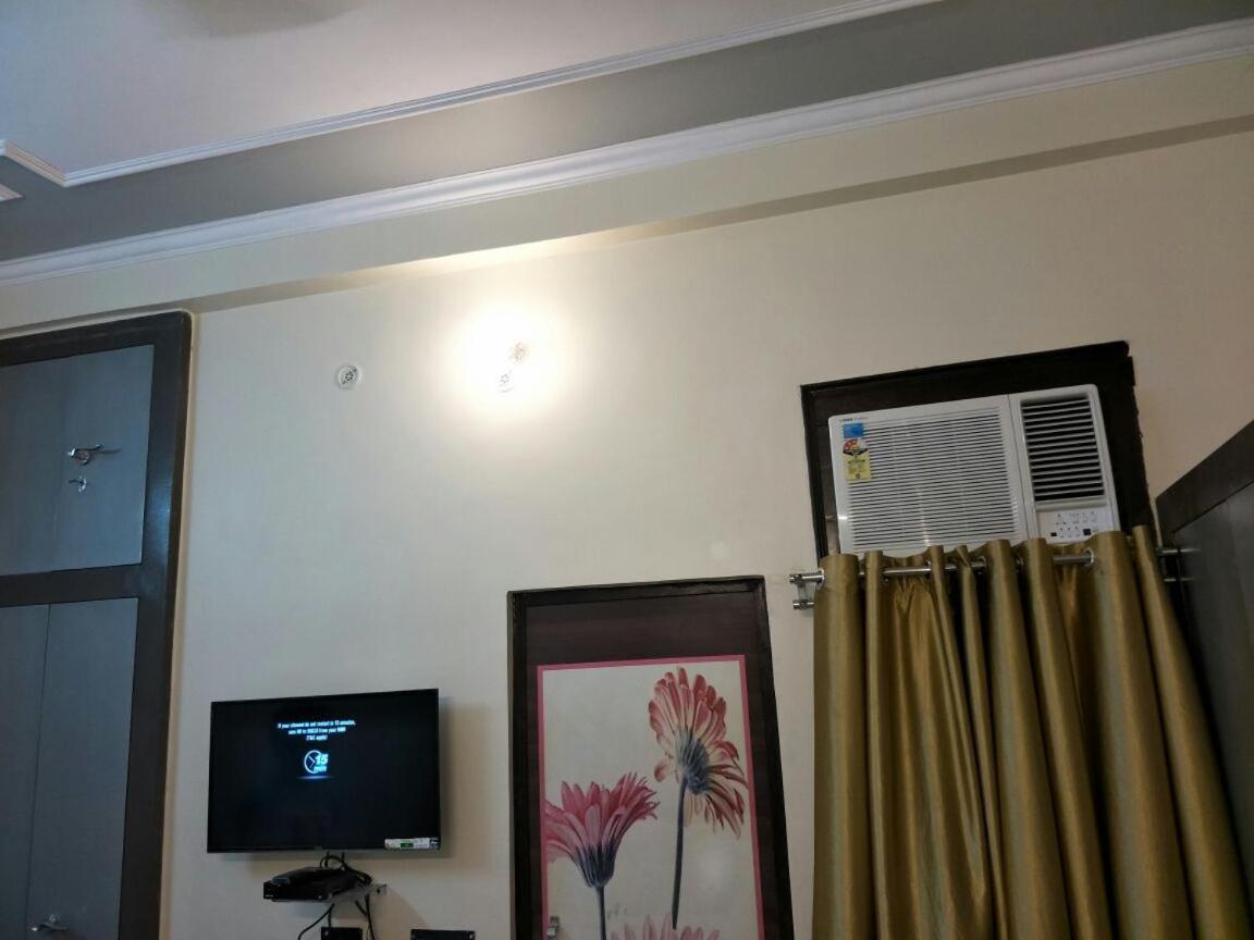 Surabhi Garden Inn Lucknow Esterno foto